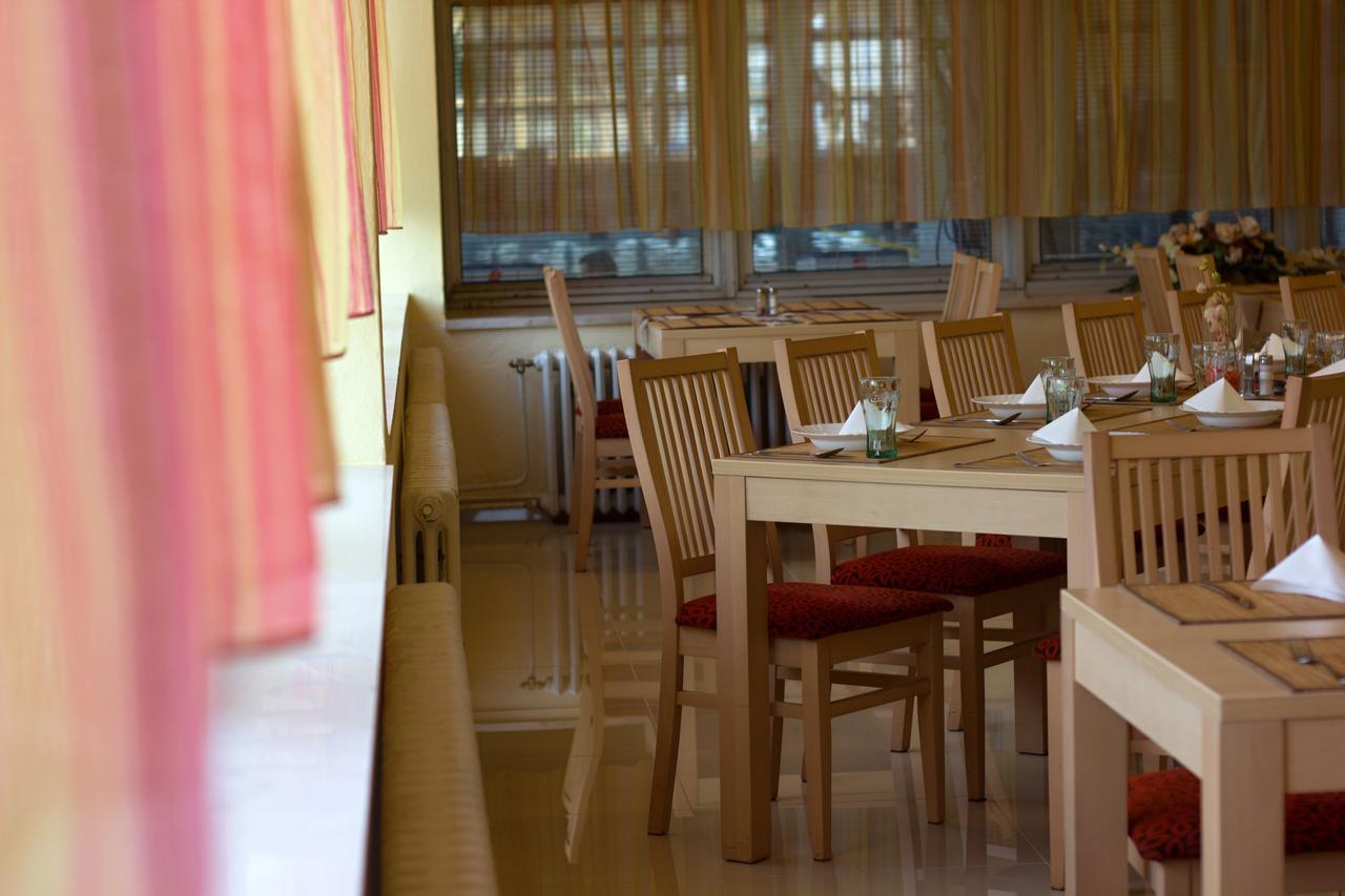 Hotel Preveza Spišská Nová Ves Eksteriør bilde